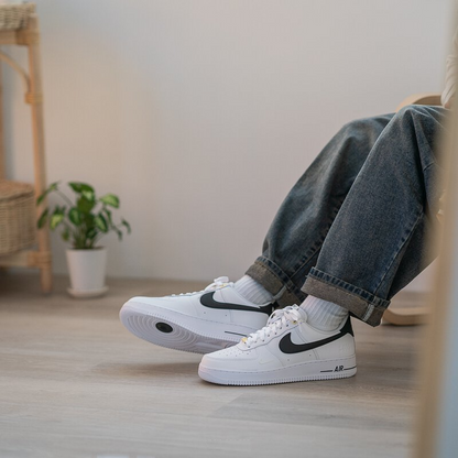 Nike Air Force 1 Low '07 LV8 'Blanc Noir' DQ7658-100