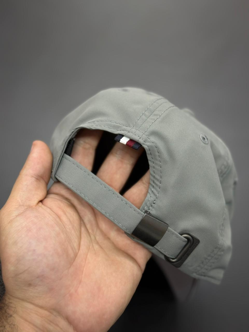 Casquette Tommy Hilfiger XM04779 971