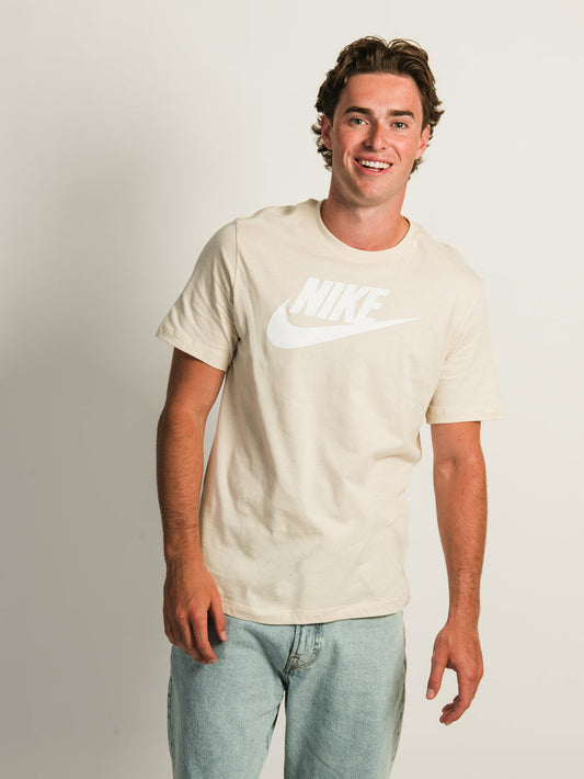 T-shirt Nike sportswear AR5004-234