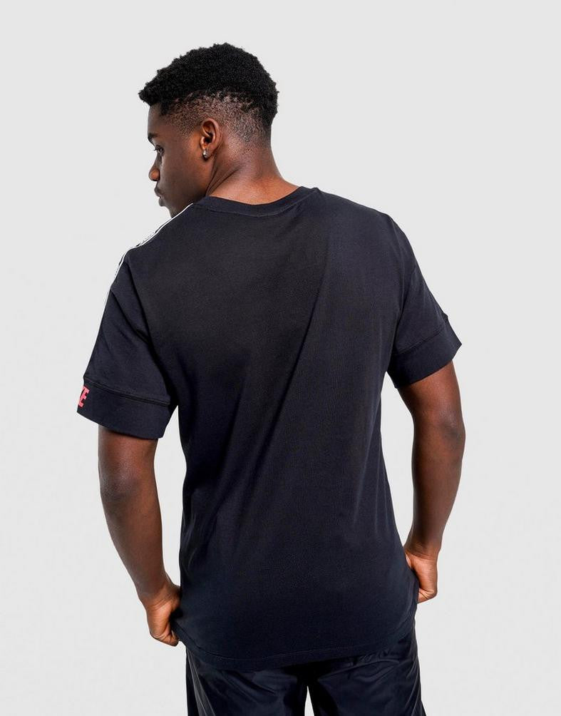 T-shirt Nike Repeat Tape HQ1205-010
