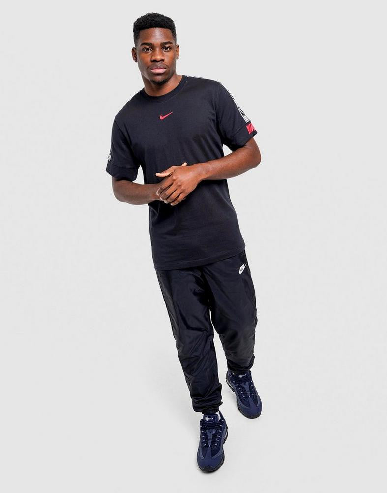 T-shirt Nike Repeat Tape HQ1205-010