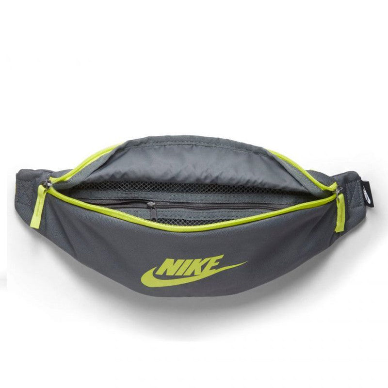Sacoche Nike Sportswear Heritage Hip Pack BA5750-068