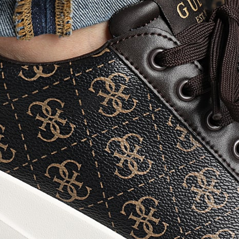 Sneakers Guess FMPVIBFAL12 Brocr