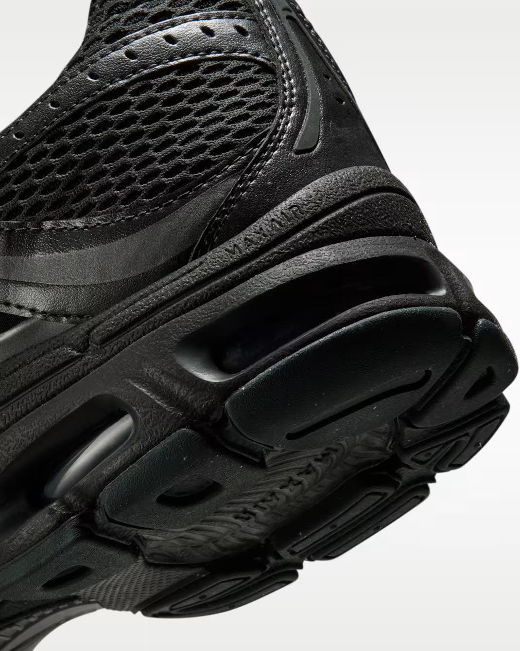 Nike Air Max Moto 2K IO9279-001 black grey