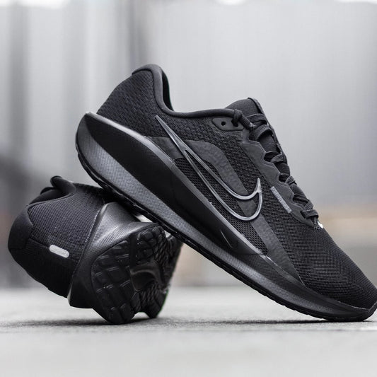 Baskets Nike Downshifter 13,  black fd6454-003