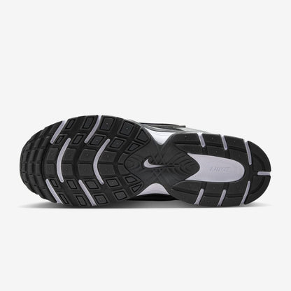 Baskets Nike V5 RNR  HJ5228-004 black white