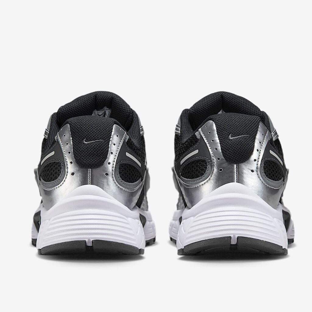 Baskets Nike V5 RNR  HJ5228-004 black white