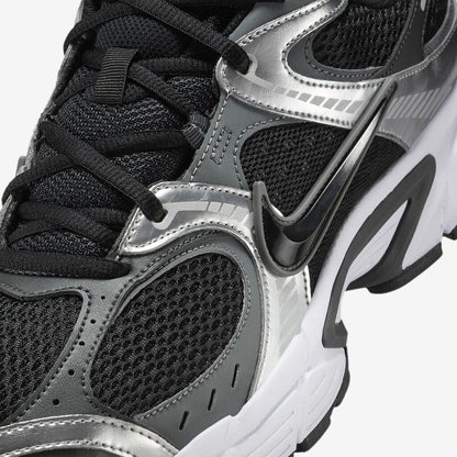 Baskets Nike V5 RNR  HJ5228-004 black white