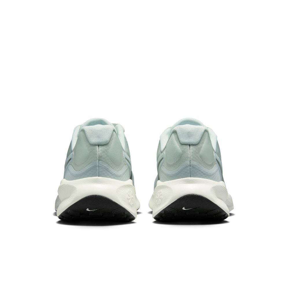 Chaussure Nike Revolution 7 gris  fb2207-011