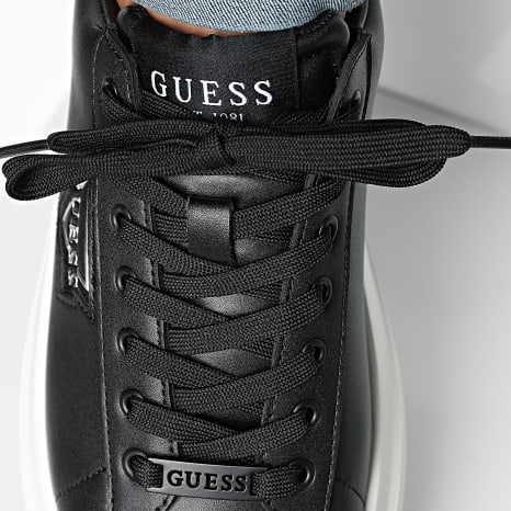 Sneakers Guess with side logo FMFBANLEL12 Black