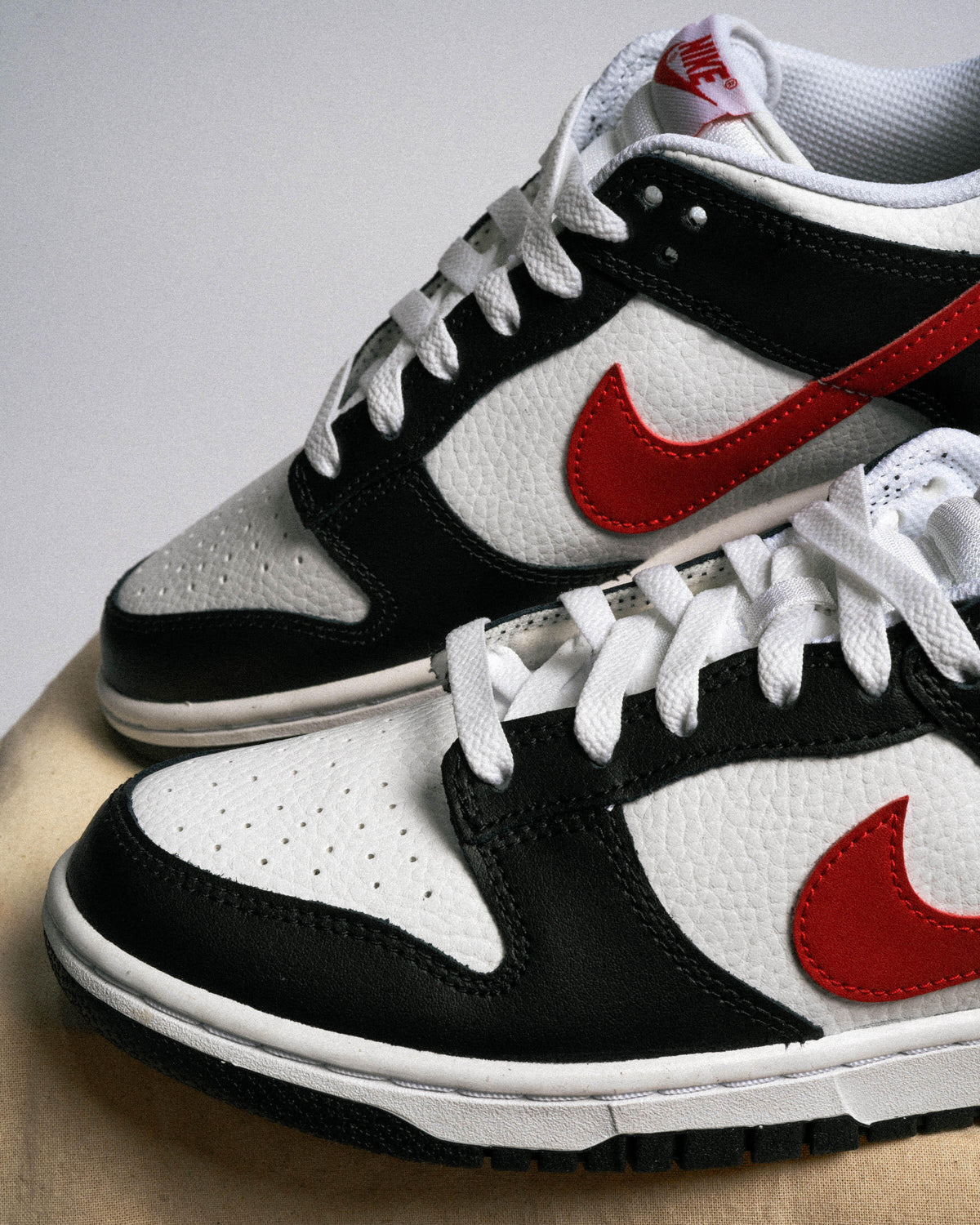 Nike DUNK LOW RETRO BLACK/UNIVERSITY RED-WHITE fb3354-001